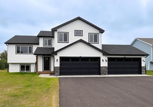 15588 100th Ave, Milaca, MN, 56353-3873 | Card Image