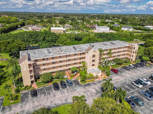 105-6865 Huntington Ln, Delray Beach, FL, 33446-3038 | Card Image