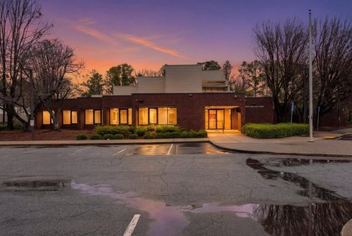 3800 Browns Mill Rd Se, atlanta, GA, 30354-2929 | Card Image