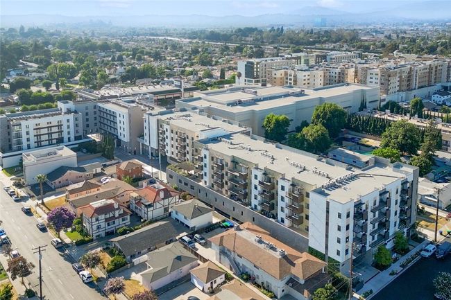 UNIT-520 - 419 N Chandler Ave, Condo with 3 bedrooms, 3 bathrooms and 3 parking in Monterey Park CA | Image 21