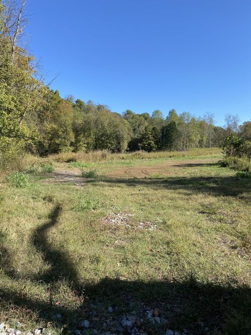 901 Britton Springs Rd, Clarksville, TN, 37042-3218 | Card Image