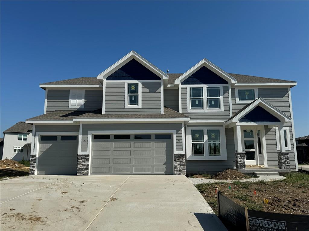 16975 S Winchester Street, For Sale in Olathe Zoocasa