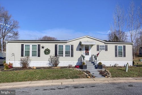 4 Creekside Drive, WEST GROVE, PA, 19390 | Card Image