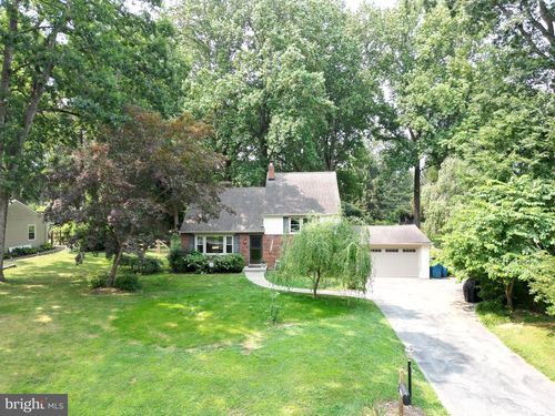 1322 Mary Jane Ln, West Chester, PA, 19380-4063 | Card Image