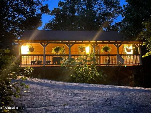 6814 Flats Rd, Tallassee, TN, 37878-2315 | Card Image