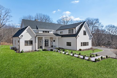 100 Georgetown Rd, Weston, CT, 06883-1003 | Card Image