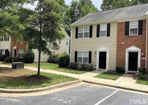 142 Forthview Way, Apex, NC, 27502-4702 | Card Image