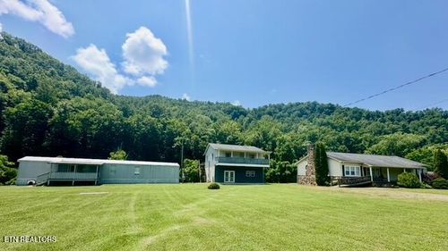 5551 S Us Highway 119, Wallins Creek, KY, 40873-8957 | Card Image