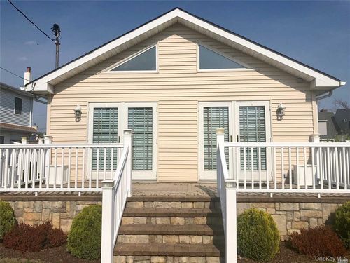 188 Daytona St, Atlantic Beach, NY, 11509-1016 | Card Image