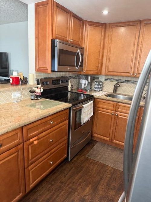 291-291 Flanders G, Delray Beach, FL, 33484-5309 | Card Image