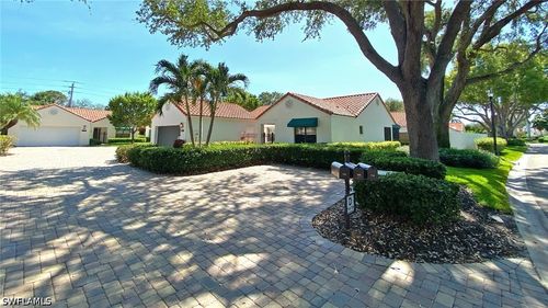 718 Reef Point Cir, NAPLES, FL, 34108-8773 | Card Image