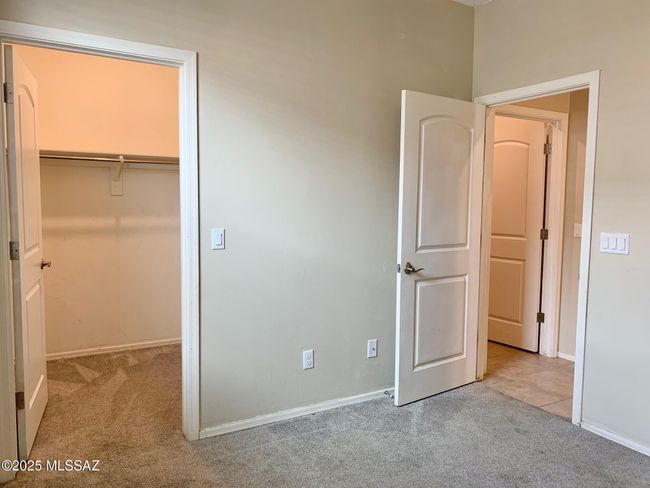 Bedroom 2/Walk-in closet | Image 23