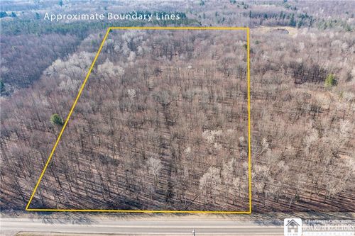 3675 Salisbury Rd, Jamestown, NY, 14701-9102 | Card Image