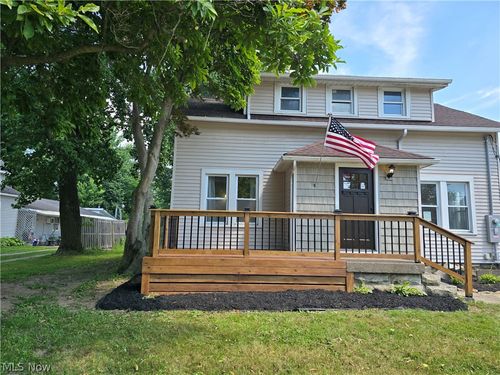 132 E Main St, South Amherst, OH, 44001-2814 | Card Image