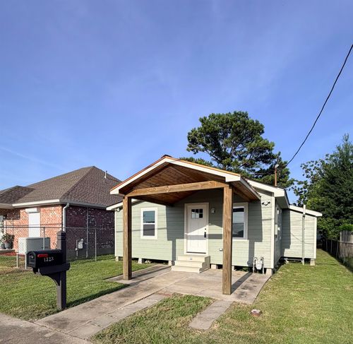 1323 Aycock Street, Houma, LA, 70360 | Card Image