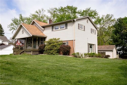 518 Hoover Place Se, Hartville, OH, 44632 | Card Image