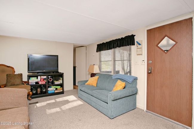 217 - 205217 Thomason Rd, House other with 4 bedrooms, 2 bathrooms and null parking in Clarkson KY | Image 13