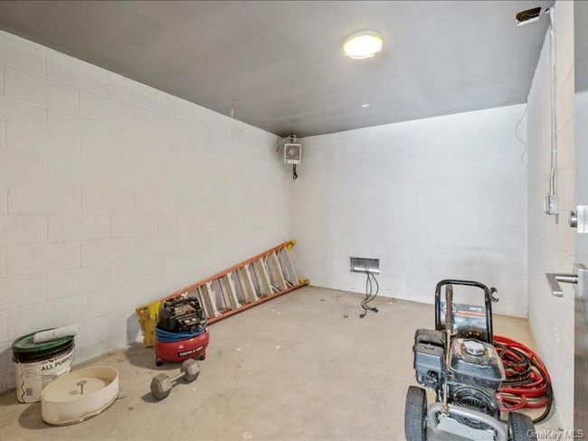 156 Beach 5 Th St, Home with 0 bedrooms, 1 bathrooms and null parking in Far Rockaway NY | Image 47