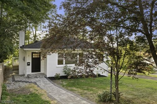 1 Birchwood Ave, West Orange, NJ, 07052-3101 | Card Image