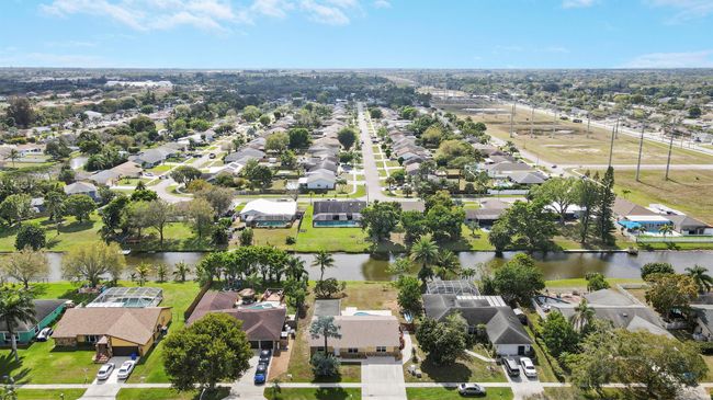 222 Las Palmas St, House other with 4 bedrooms, 3 bathrooms and null parking in Royal Palm Beach FL | Image 28