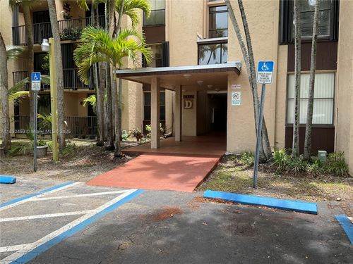 apt-412d-14201 Sw 88th St, Miami, FL, 33186-8072 | Card Image