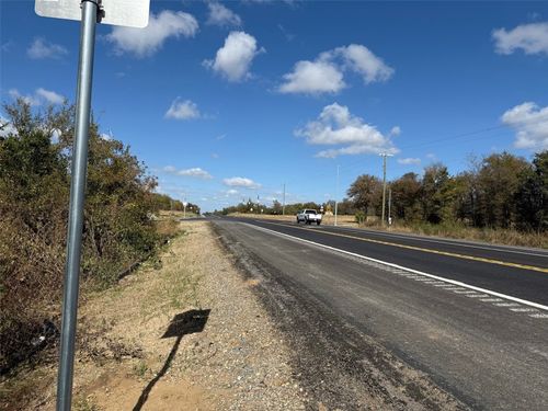 6077 N Us Highway 77, Rockdale, TX, 76567 | Card Image