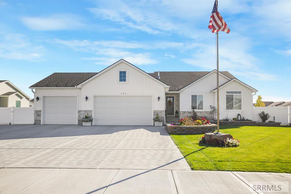 186 Heaton Ln, For Sale in Idaho Falls Zoocasa