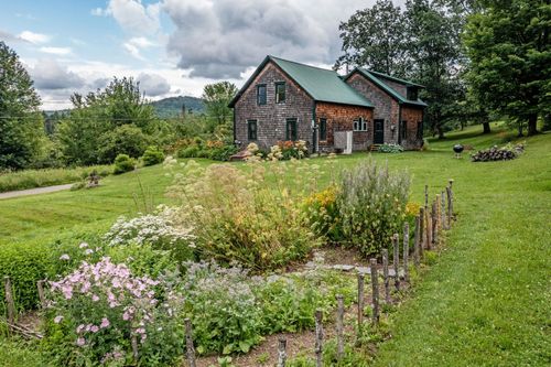 1076 Brown Hill Rd, Wolcott, VT, 05680-4258 | Card Image
