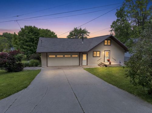 10876 Lockwood Drive, Clam Lake Township, MI, 49601 | Card Image