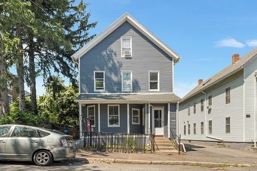 16 Coral St, Worcester, MA, 01604-6151 | Card Image