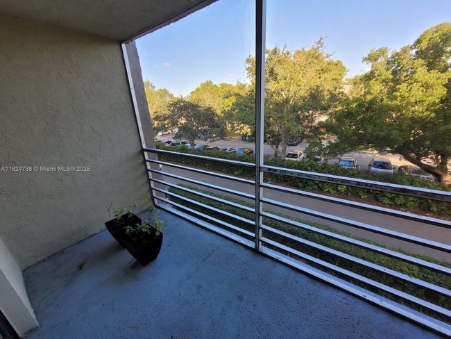 APT-3305 - 1820 N Lauderdale Ave, Condo with 1 bedrooms, 1 bathrooms and null parking in North Lauderdale FL | Image 7