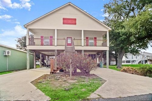 122 Bank St, Lake Charles, LA, 70607-8843 | Card Image