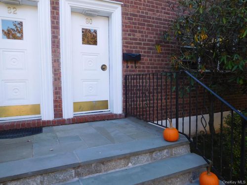 a-80 Oregon Ave, Bronxville, NY, 10708-4516 | Card Image