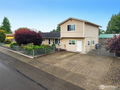 601 Bender Ln, Montesano, WA, 98563-9300 | Card Image