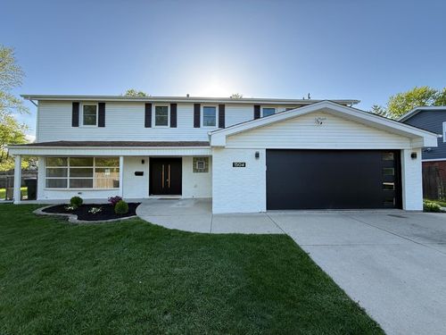 1504 Pfingsten Rd, Glenview, IL, 60025-1246 | Card Image