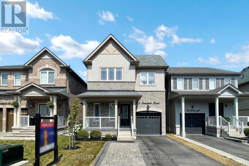 5 Sandgate St, Whitby, ON, L1R0L3 | Card Image