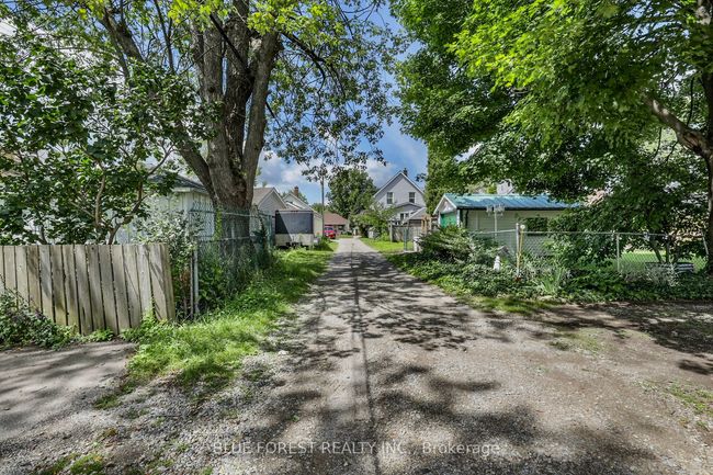 103 Erie St, House other with 3 bedrooms, 1 bathrooms and 3 parking in Saint Thomas ON | Image 25