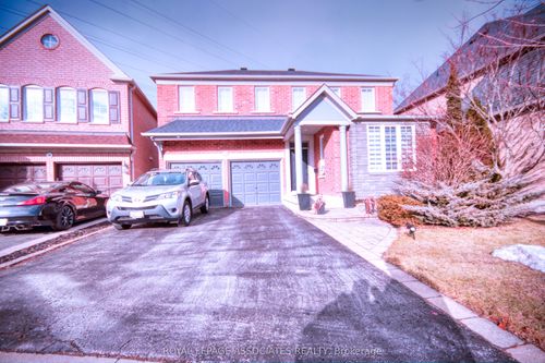 9 Welbourne Crt, Ajax, ON, L1T4Y9 | Card Image