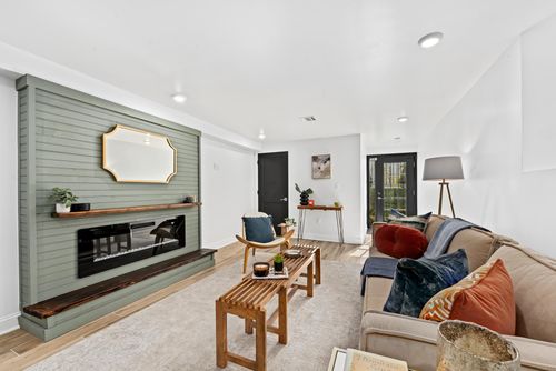 apt-1-201 Zabriskie St, Jersey City, NJ, 07307-4320 | Card Image