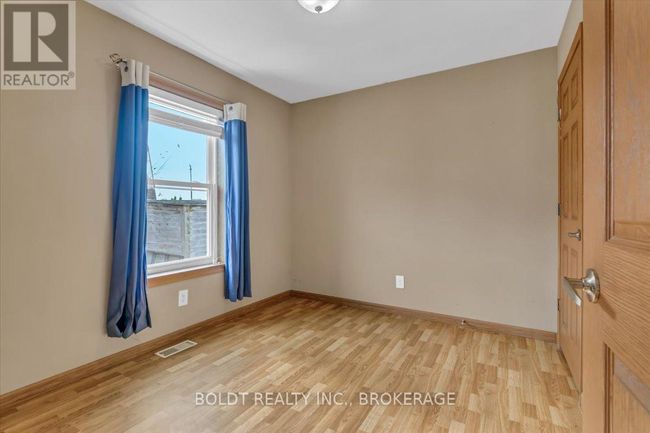 659 Port Maitland Road, Home with 3 bedrooms, 2 bathrooms and 2 parking in Haldimand (Dunnville) ON | Image 9