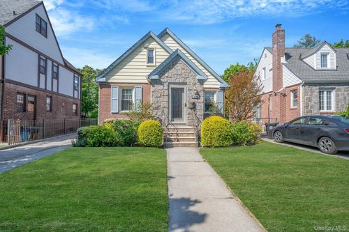 50-06 215th Street, New York, NY, 11364 | Card Image