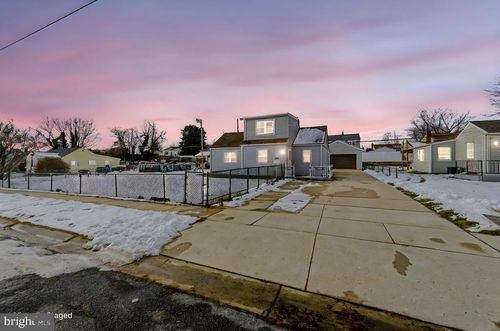 79 University Ave, NEW CASTLE, DE, 19720-4319 | Card Image