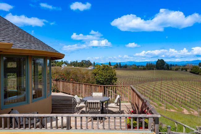 2614 Scotts Right Of Way, House other with 4 bedrooms, 4 bathrooms and 10 parking in Sebastopol CA | Image 68