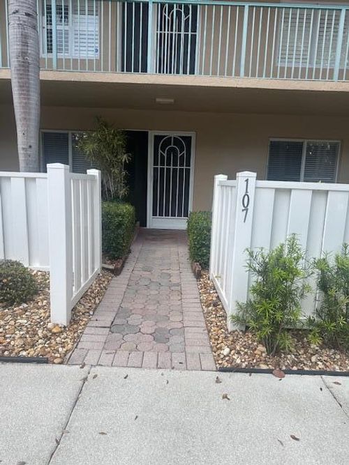 apt-107-5749 Gemstone Ct, Boynton Beach, FL, 33437-7242 | Card Image