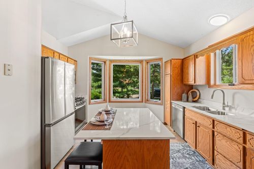 9457 Hames Ave S, Cottage Grove, MN, 55016-3842 | Card Image