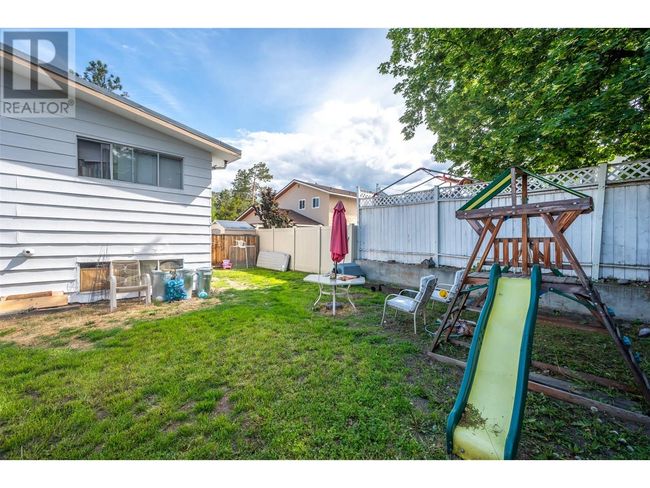 1486 Naish Dr, Home with 7 bedrooms, 4 bathrooms and 4 parking in Penticton BC | Image 35