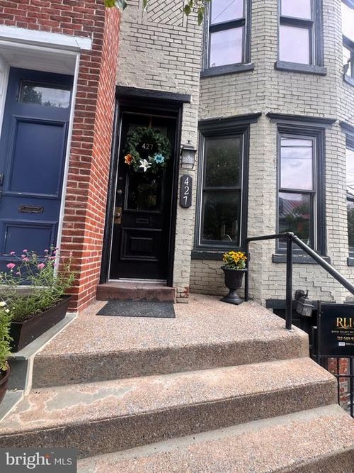 427 Boas St, Harrisburg, PA, 17102-1708 | Card Image