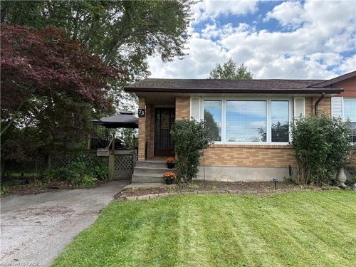 73 Aquador Dr, Welland, ON, L3C5S5 | Card Image