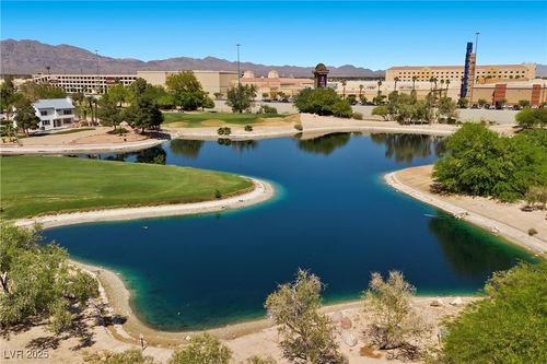 unit-101-4821 Black Bear Rd, Las Vegas, NV, 89149-5783 | Card Image