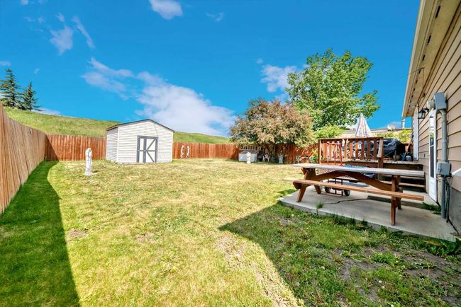 172 Big Hill Cir Se, House other with 3 bedrooms, 3 bathrooms and 2 parking in Airdrie AB | Image 33